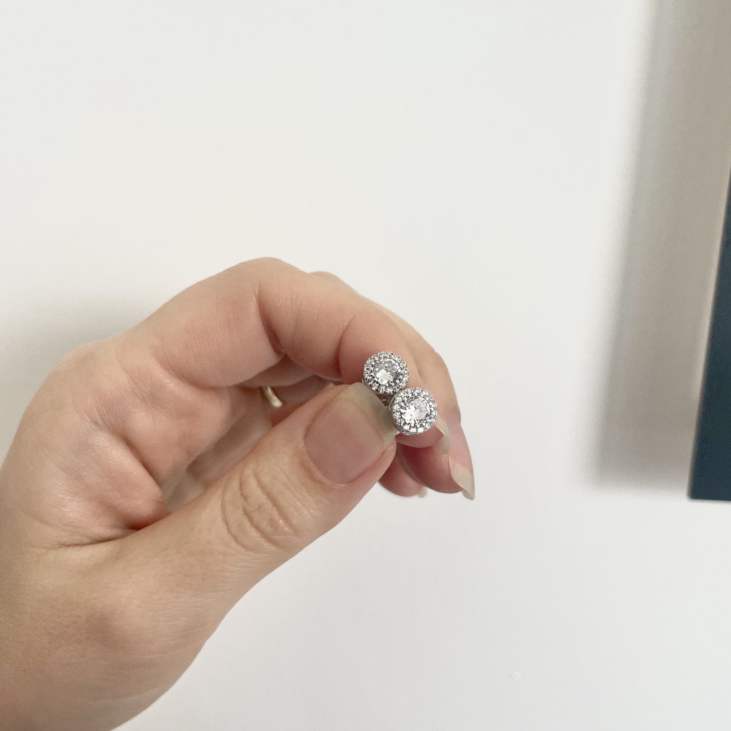 Yuvarlak Taşlı Küpe | 925 Ayar Gümüş